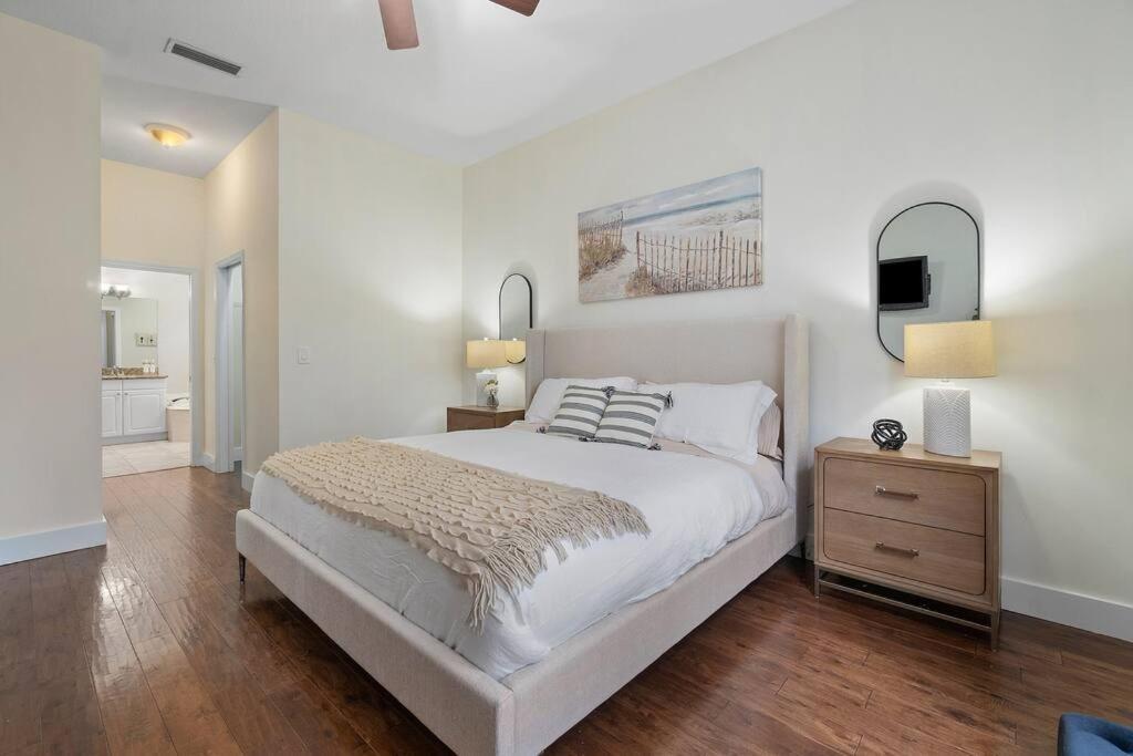 Jupiter'S Beacon Villa 외부 사진