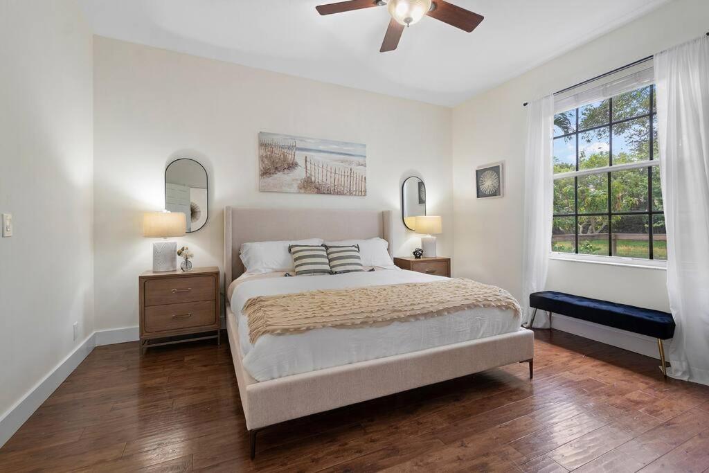 Jupiter'S Beacon Villa 외부 사진